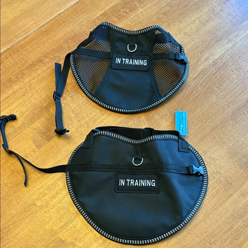 Black 'In Training' Dog Vest Set WIREDOG 21-24"